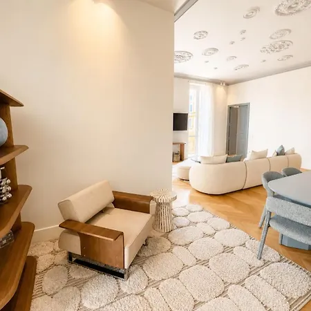 Ingrid - Seven *
